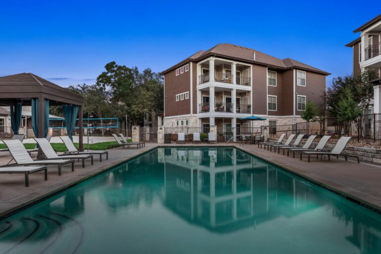 The Rowan at Southwest Austin apartments exterior, Austin